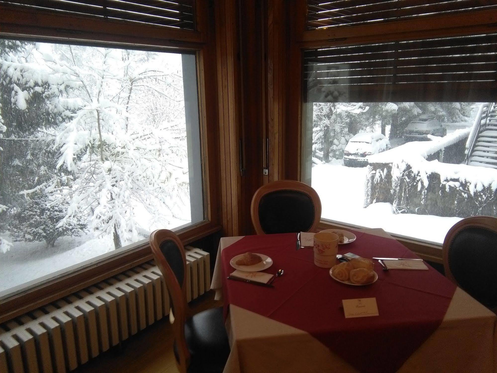 Hotel Auronzo Auronzo di Cadore Esterno foto