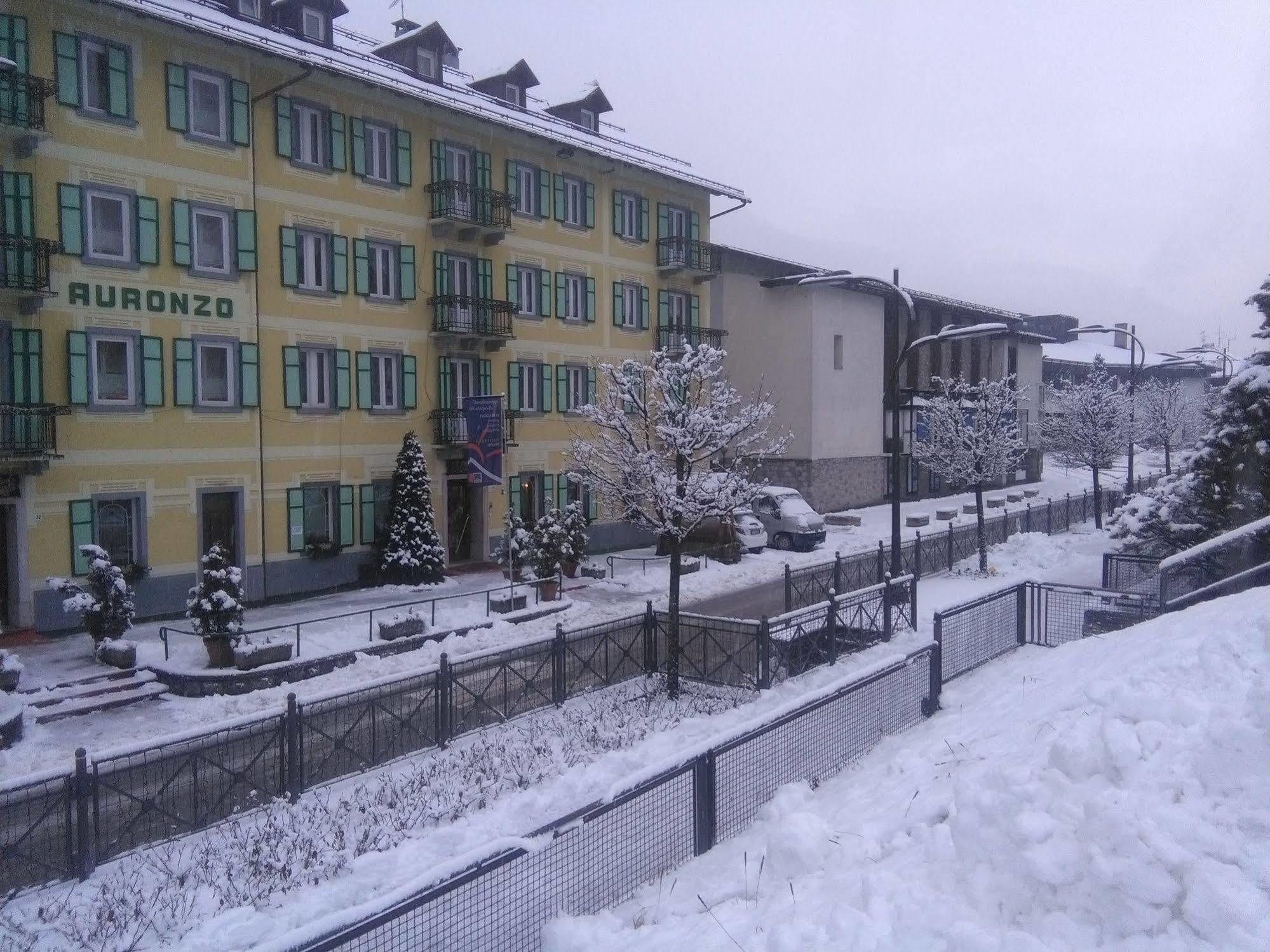 Hotel Auronzo Auronzo di Cadore Esterno foto